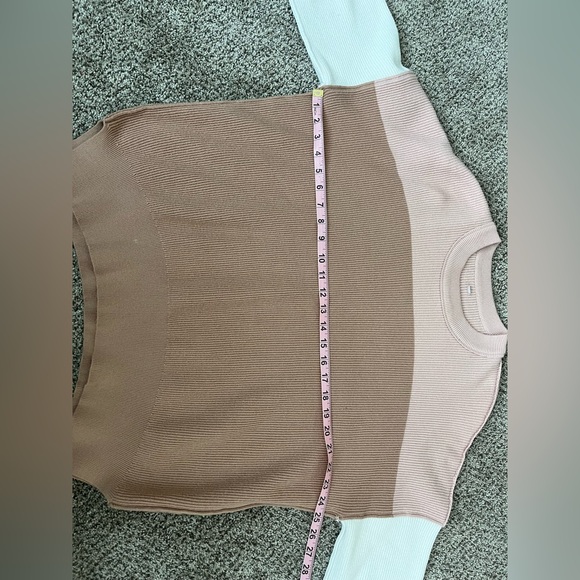 WOMEN CREWNECK OVERSIZED PULLOVER XS - Picture 4 of 5